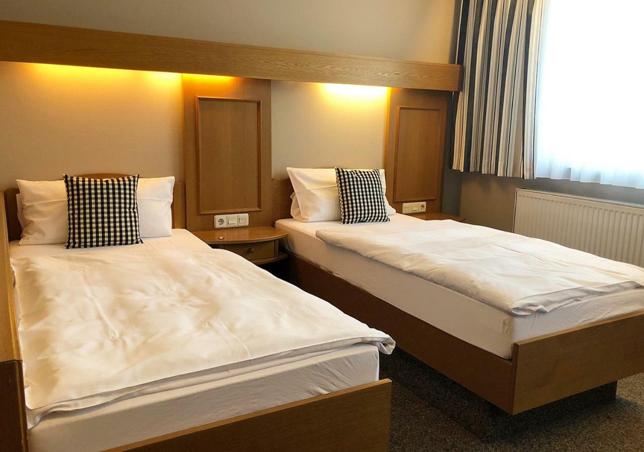 Mangolds Boutique Hotel & Fruehstuecksmeisterei Schweinfurt Bagian luar foto